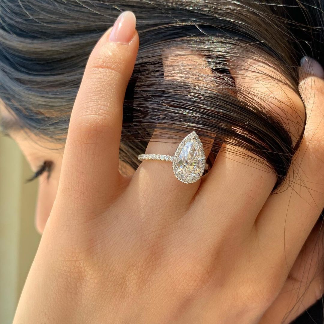 1.5 CT Pear Cut Halo Style Moissanite Engagement Ring 8