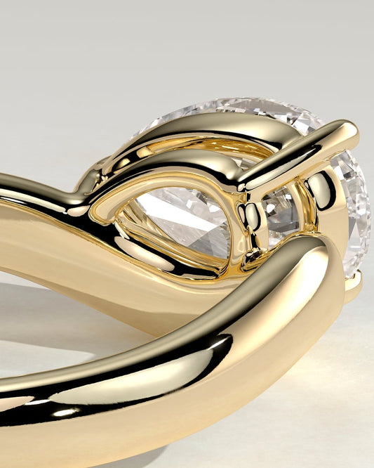 2.0 CT Pear Curved & Solitaire Moissanite Engagement Ring