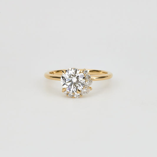 1.24 CT Round Shaped Cluster Moissanite Engagement Ring