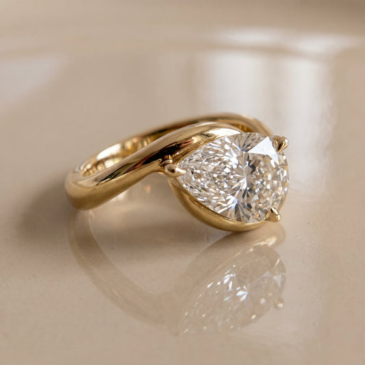 Oval Solitaire Engagement Ring – 2 CT Moissanite Diamond