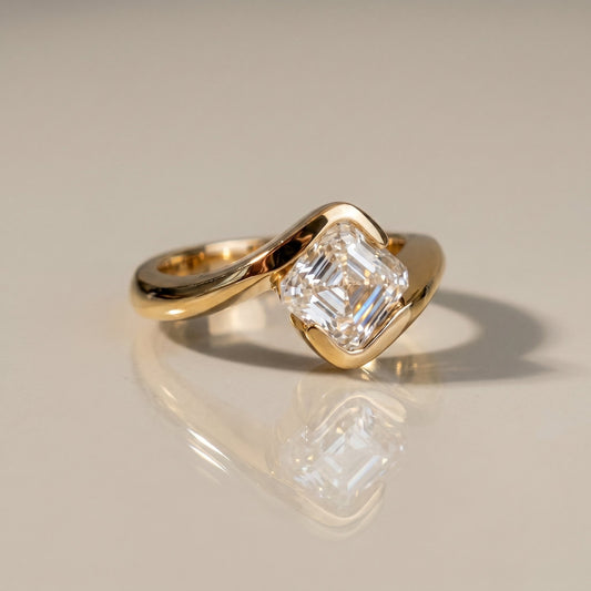 Oval Solitaire Engagement Ring – 2 CT Moissanite Diamond