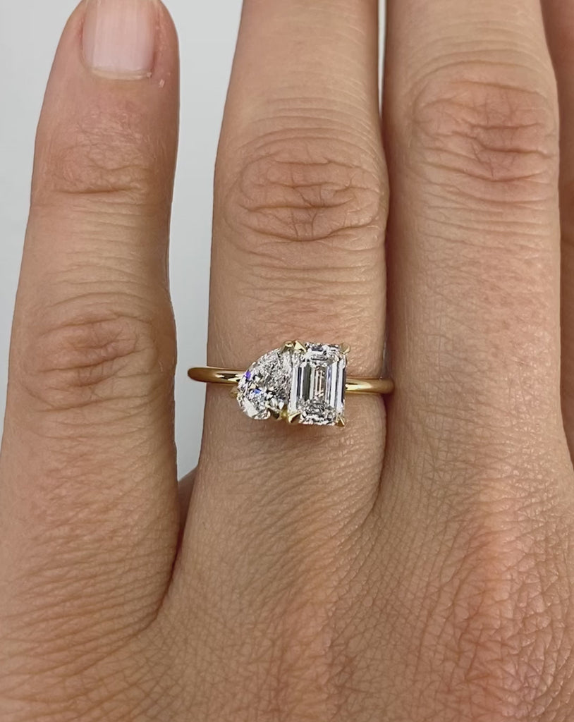 1.47 TCW Emerald & Pear Shaped Toi Et Moi Moissanite Engagement Ring