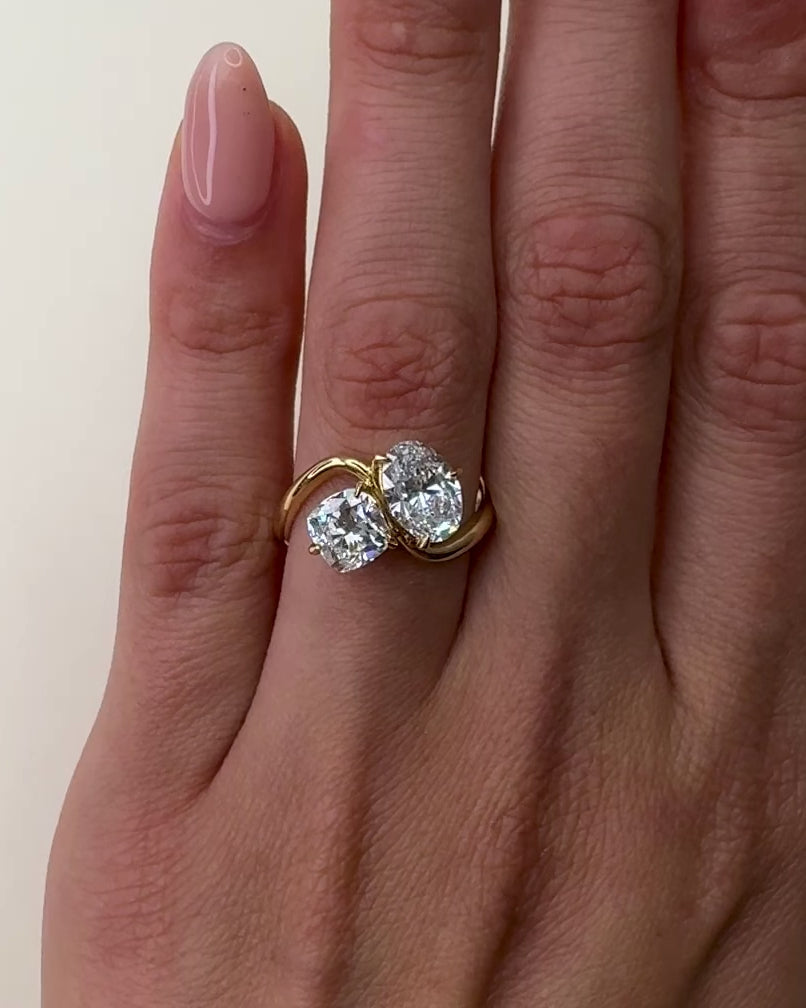 2.31 TCW Oval & Cushion Shaped Toi Et Moi Moissanite Engagement Ring