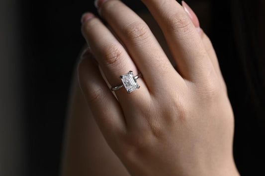 Stunning 1.0 - 2.0 CT Emerald Moissanite Engagement Ring with Hidden Halo Design 2