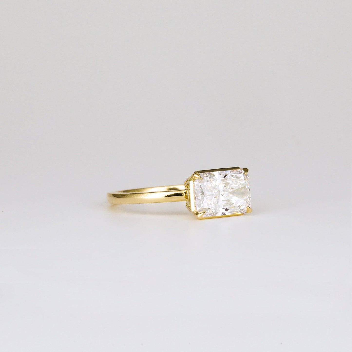 1.00 CT Radiant Shaped Solitaire Moissanite Engagement Ring