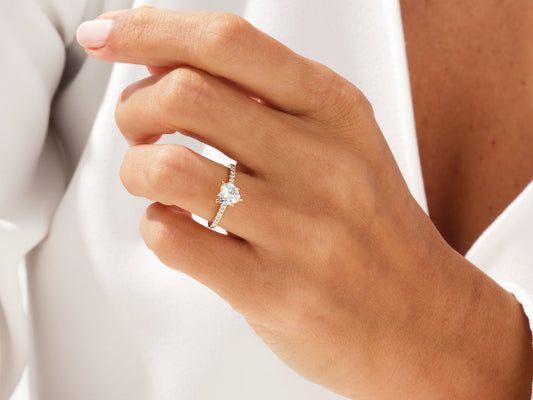 1 CT Heart Cut Pave Moissanite Engagement Ring