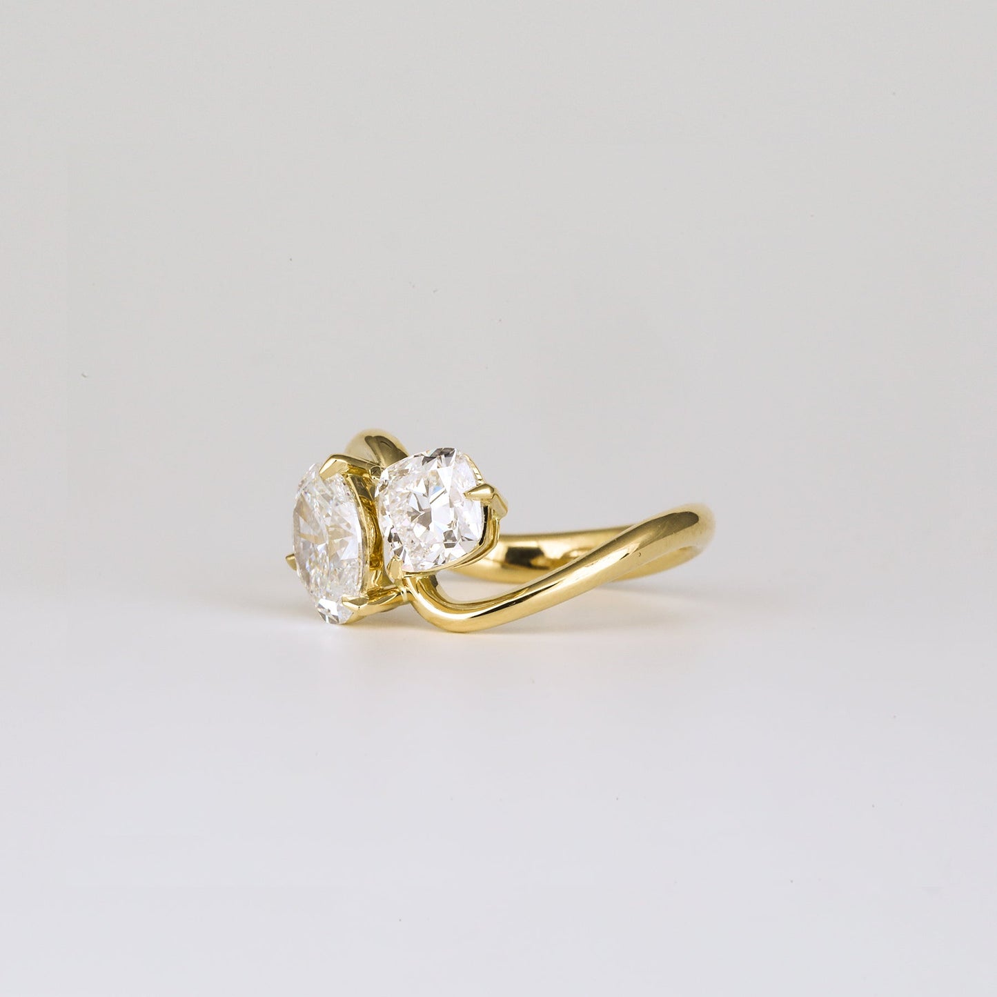 2.31 TCW Oval & Cushion Shaped Toi Et Moi Moissanite Engagement Ring