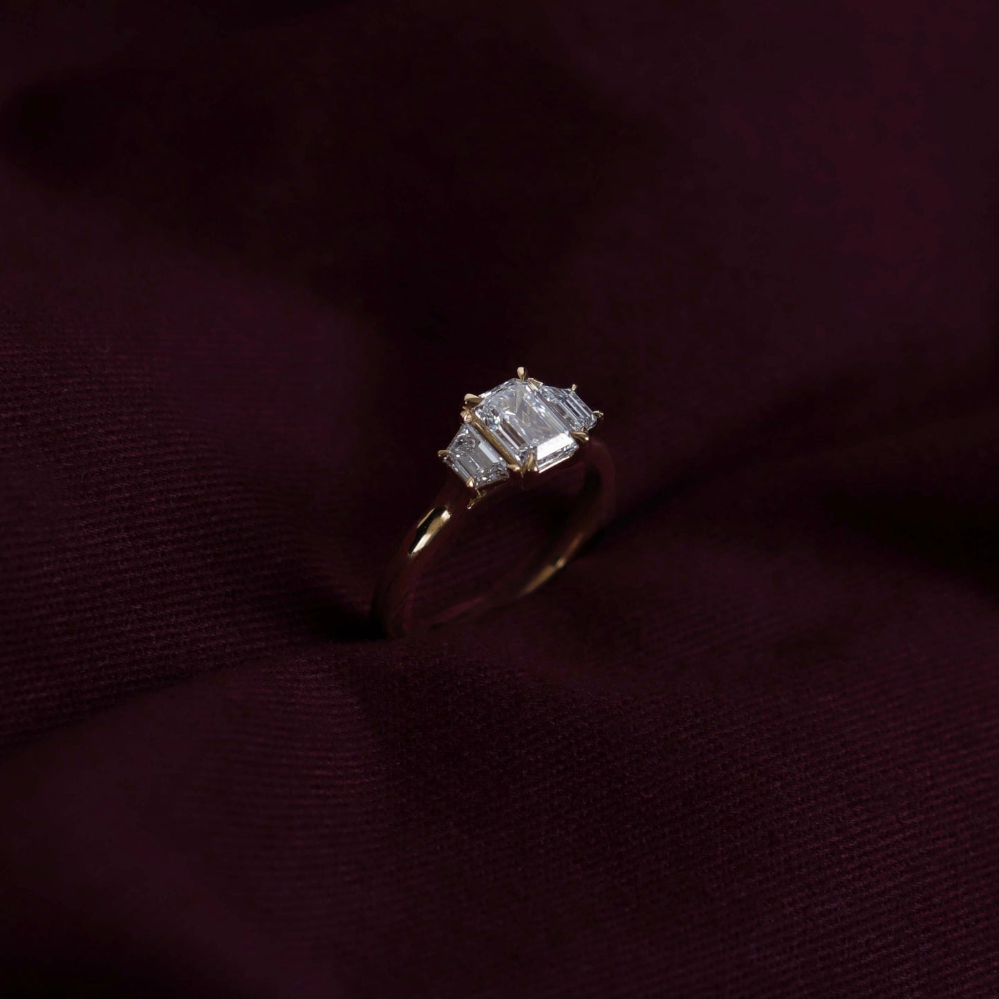 Stunning 1.0-2.0 CT Emerald Moissanite Engagement Ring with Three Stone Design