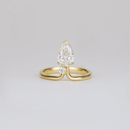 1.12 TCW Pear & Round Shaped Toi Et Moi Moissanite Engagement Ring