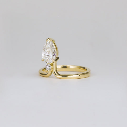 1.12 TCW Pear & Round Shaped Toi Et Moi Moissanite Engagement Ring