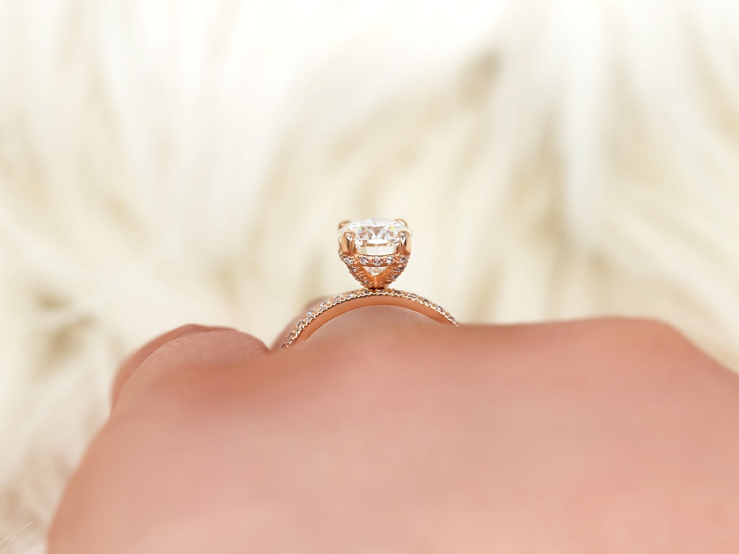 2 CT Oval Cut Pave Moissanite Bridal Ring Set