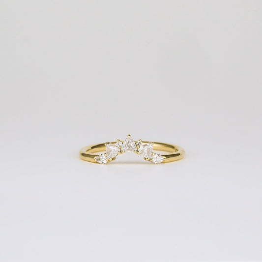 0.30 TCW Round & Trillion Shaped Curved Moissanite Wedding Band