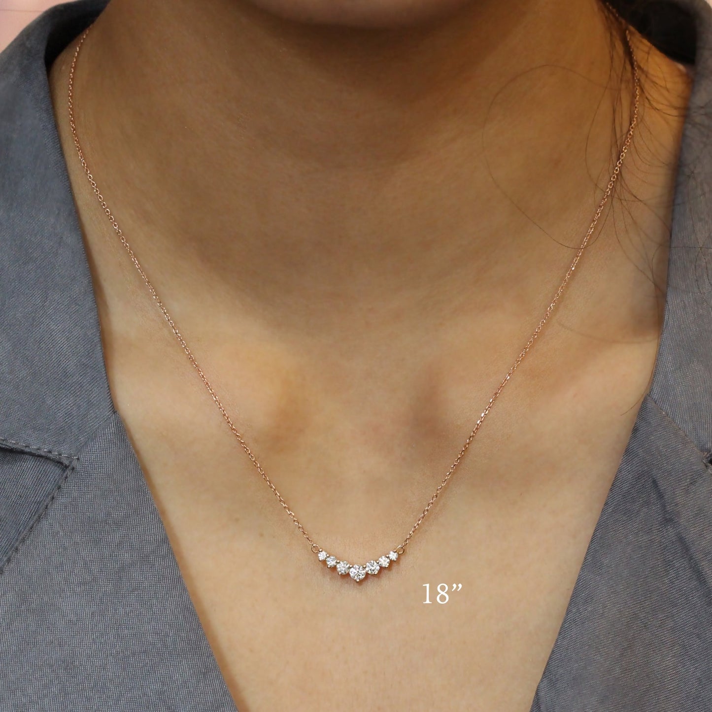 0.55 CT 7-Diamonds Moissanite Diamond Necklace in Solid Gold