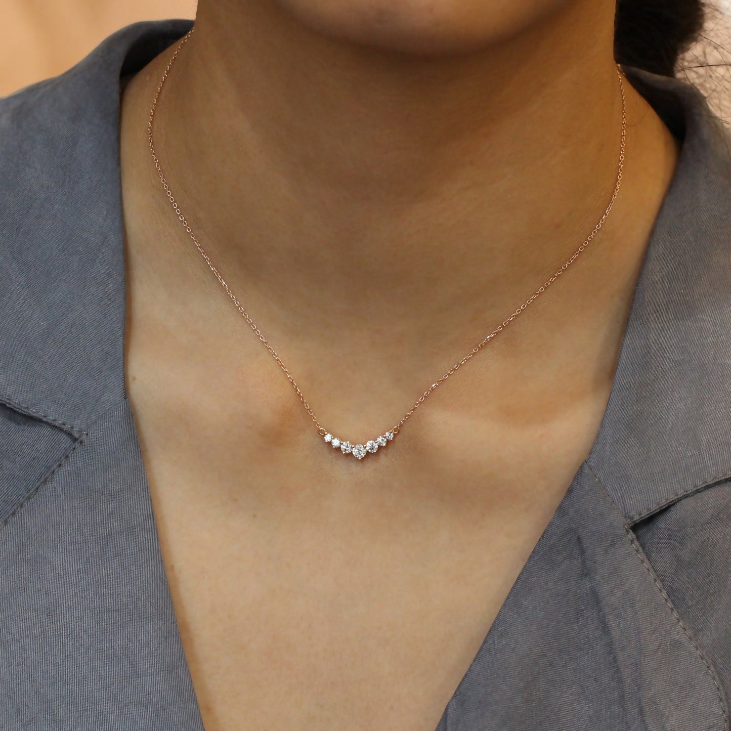 0.55 CT 7-Diamonds Moissanite Diamond Necklace in Solid Gold