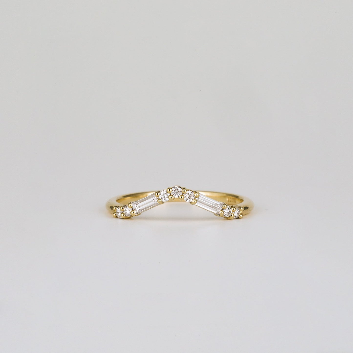 0.20 TCW Baguette & Round Shaped Curved Moissanite Wedding Band