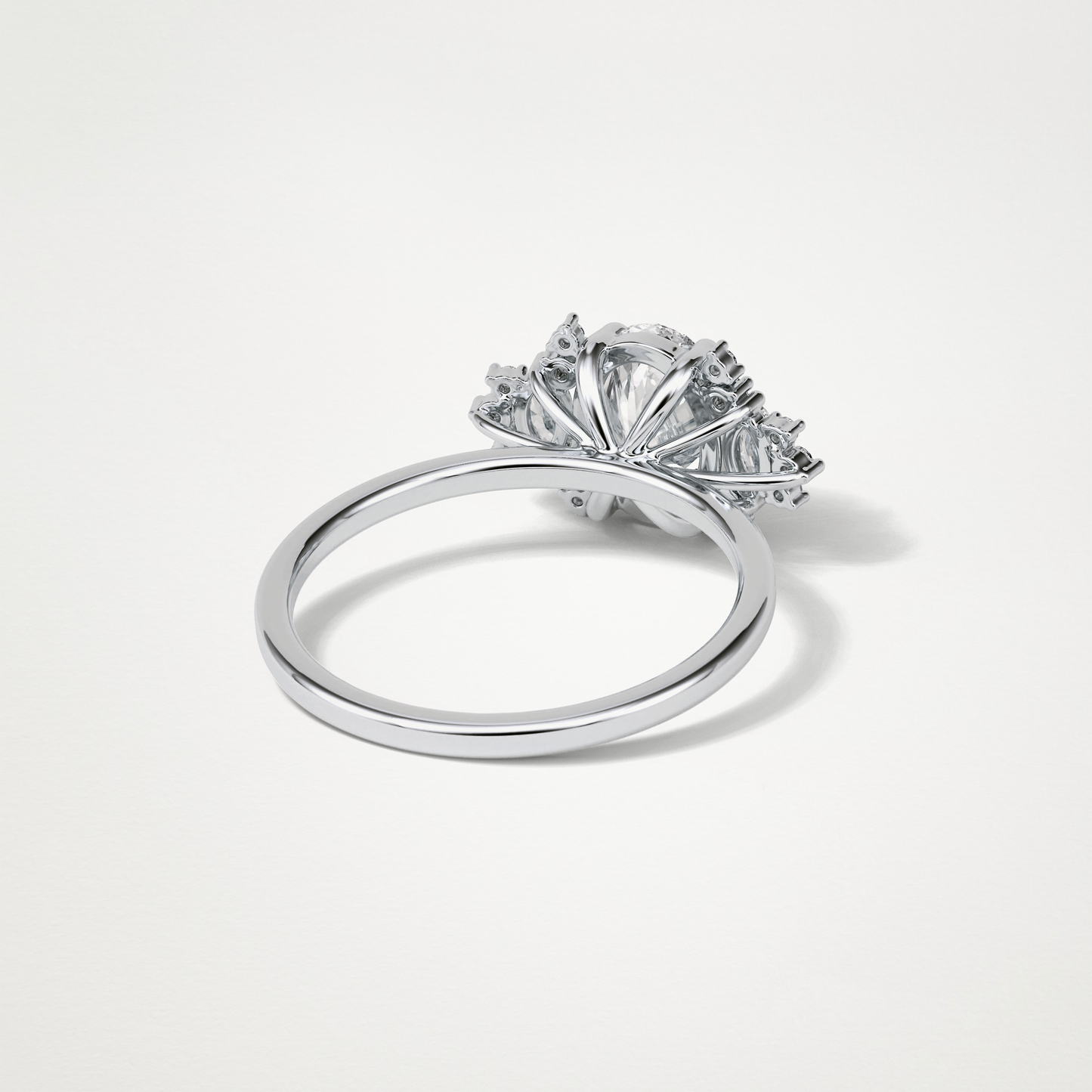 Oval Cluster Moissanite Engagement Ring – 1.33 CT Lab-Created Brilliance in 10K/14K/18K Gold