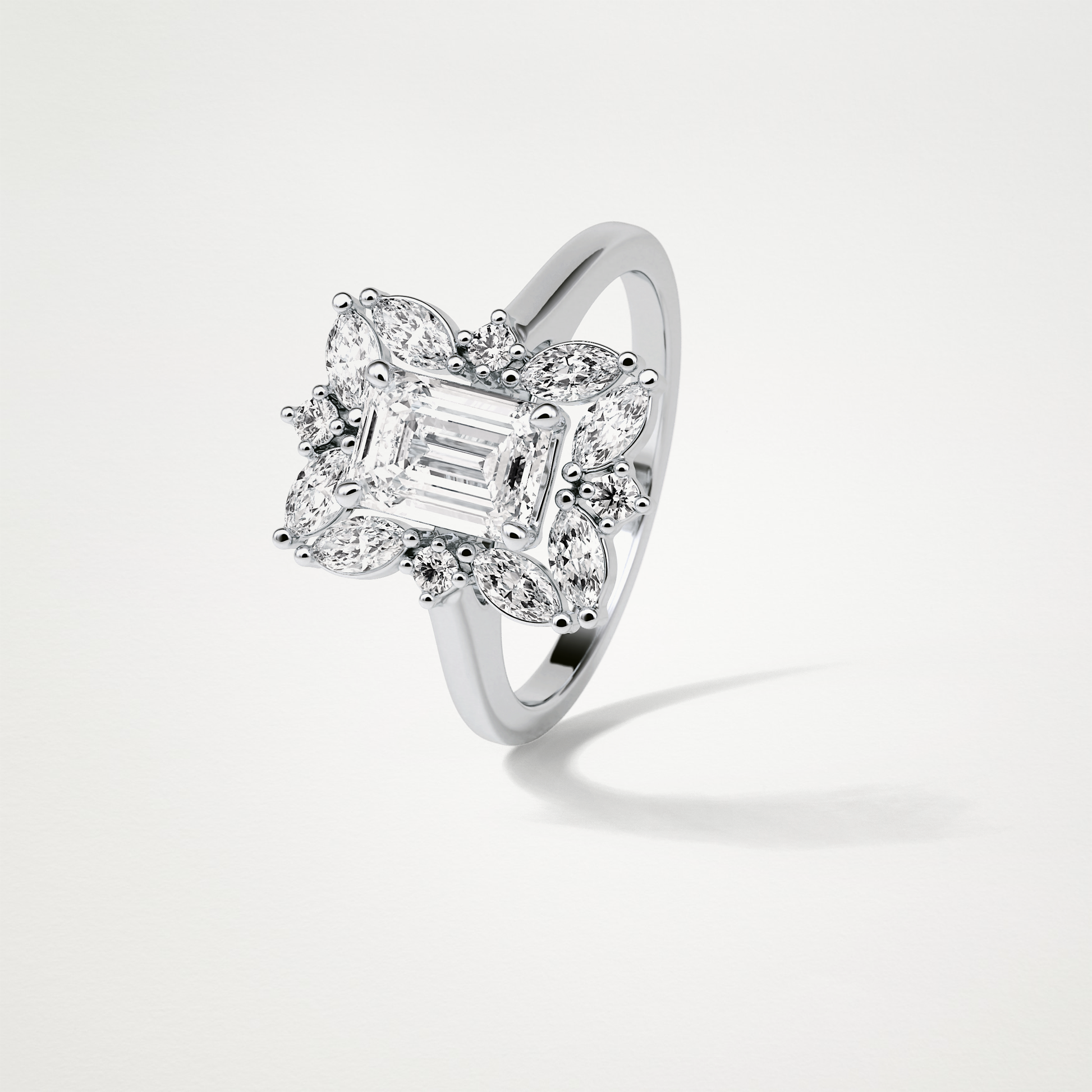 Emerald Cluster Moissanite Engagement Ring – 0.92 CT Lab-Created Brilliance in 10K/14K/18K Gold