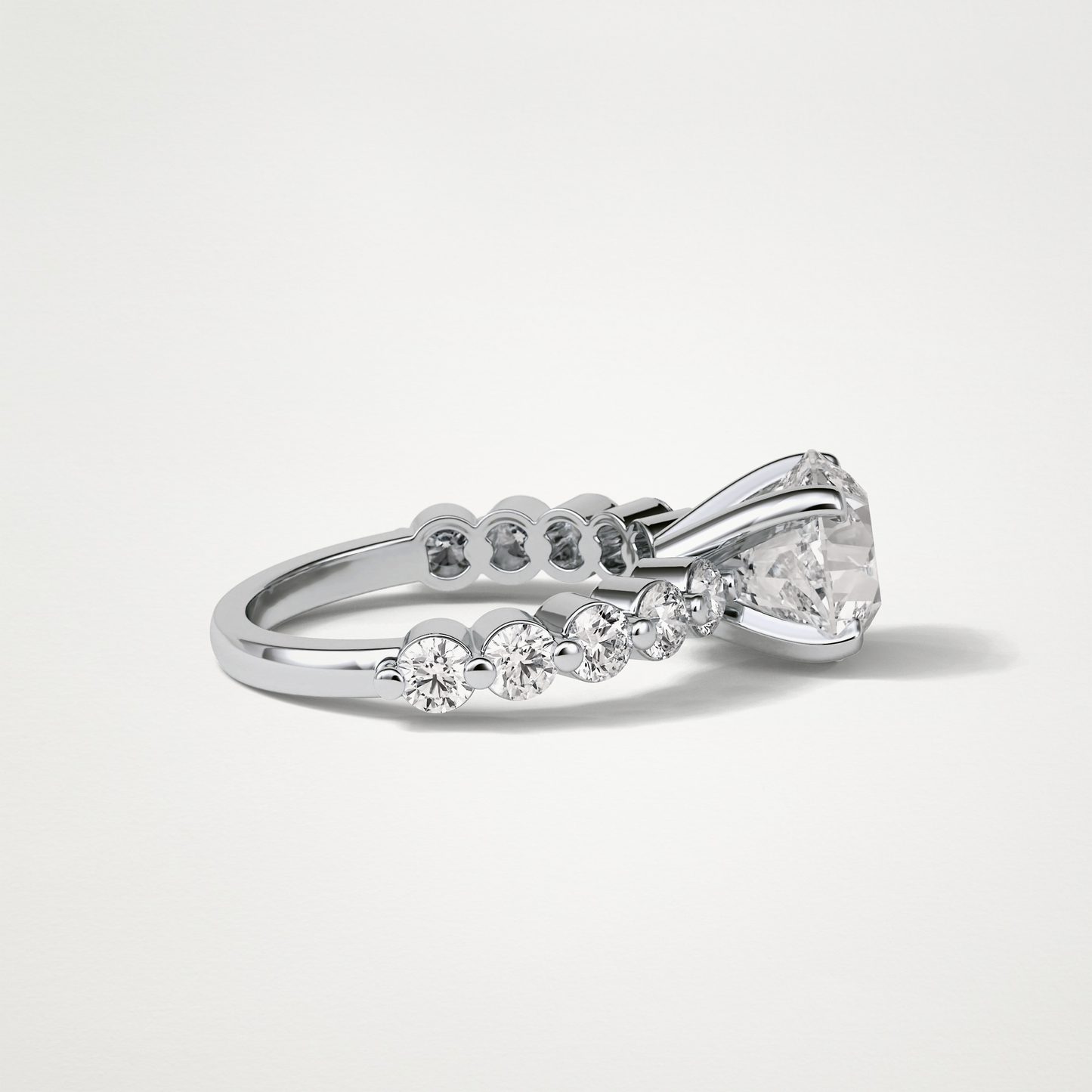 Round Pave Moissanite Engagement Ring – 2.2 CT Lab-Created Brilliance in 10K/14K/18K Gold