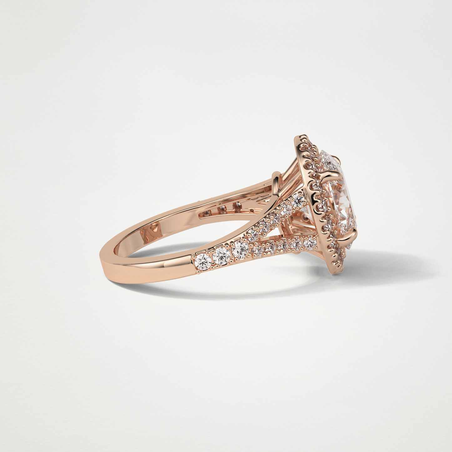 Oval Halo & Split Shank Moissanite Engagement Ring – 2.72 CT Lab-Created Brilliance in 10K/14K/18K Gold