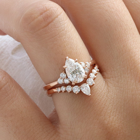 1.2 CT Pear Cut Cluster Moissanite Bridal Ring Set