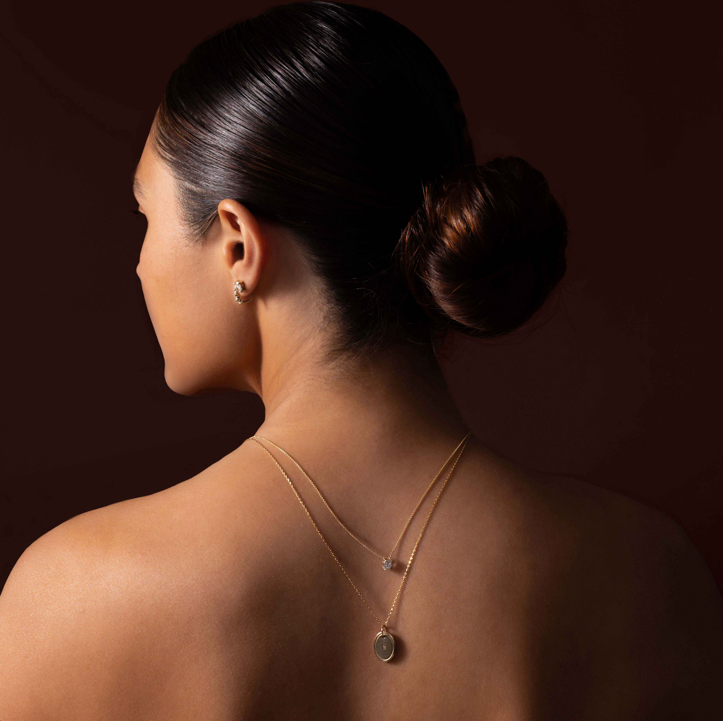0.50 CT Oval Moissanite Diamond Solitaire Necklace in Solid Gold