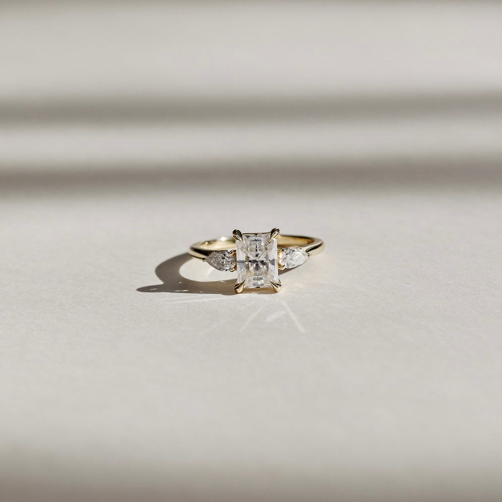 Stunning 1.0-2.0 CT Radiant Moissanite Engagement Ring with Three Stone Design