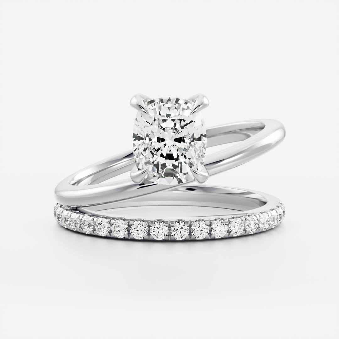 Stunning 1.5-2.5 CT Elongated Cushion Moissanite Engagement Ring with Solitaire & Double Band Design