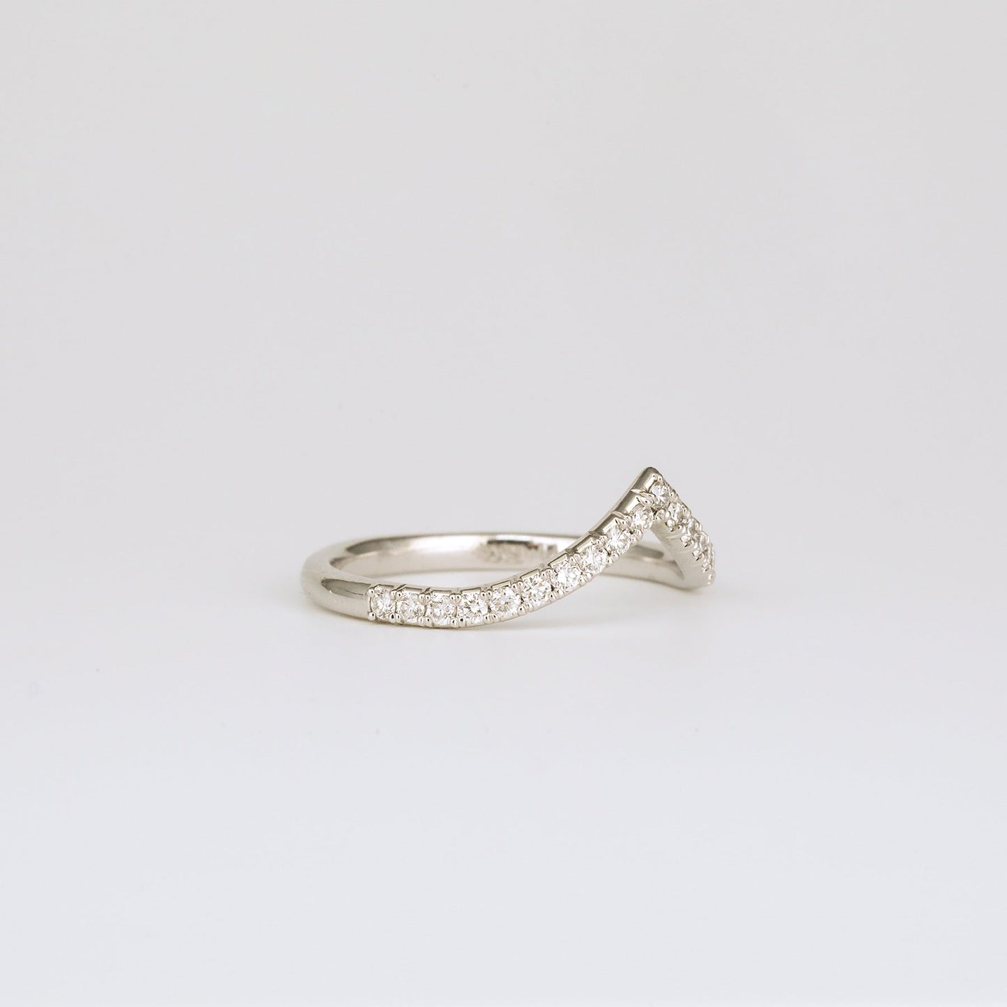 0.20 TCW Round Shaped Curved Moissanite Wedding Band