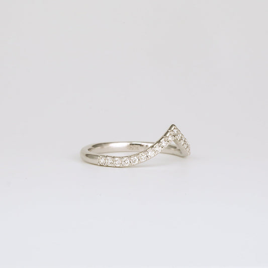 0.20 TCW Round Shaped Curved Moissanite Wedding Band