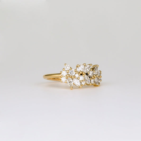 0.92 TCW Marquise & Round Shaped Cluster Moissanite Wedding Band