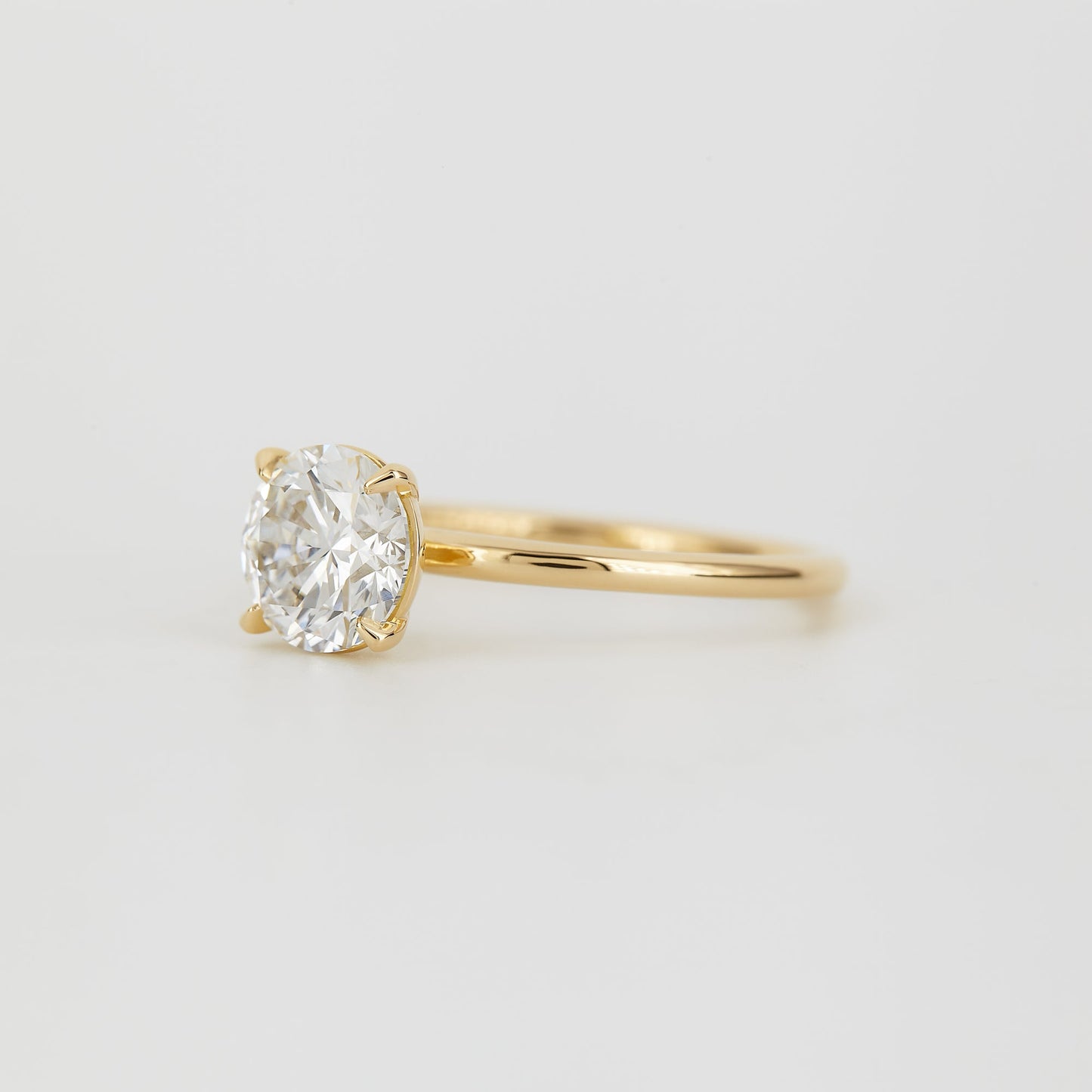 1.52 CT Round Shaped Solitaire Moissanite Engagement Ring