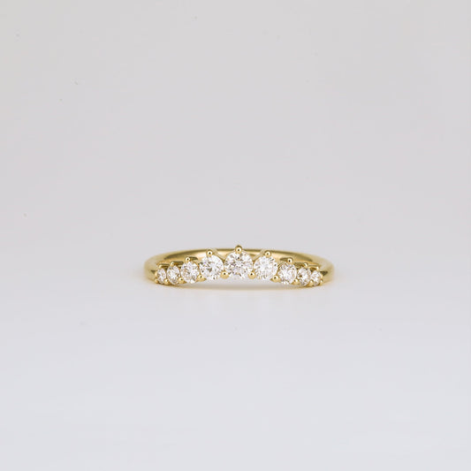 0.31 TCW Round Shaped Curved Moissanite Wedding Band