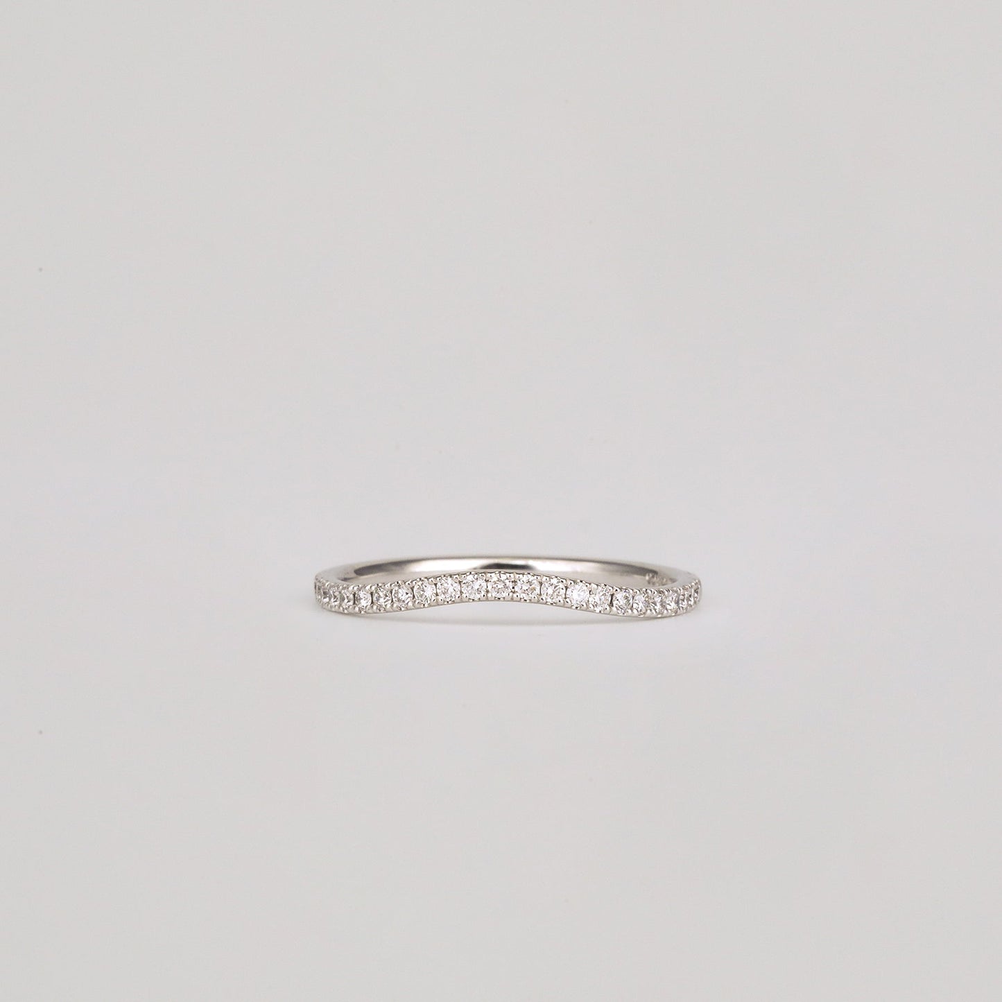 0.21 TCW Round Shaped Curved Moissanite Wedding Band