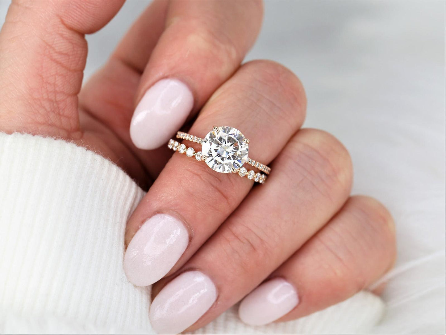 2.7 CT Round Cut Pave Moissanite Bridal Ring Set