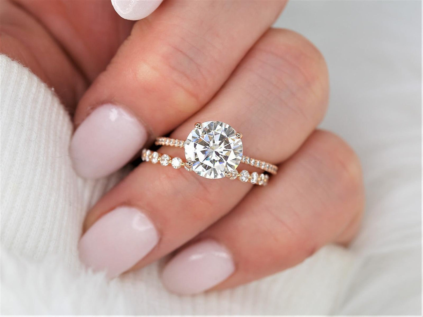 2.7 CT Round Cut Pave Moissanite Bridal Ring Set