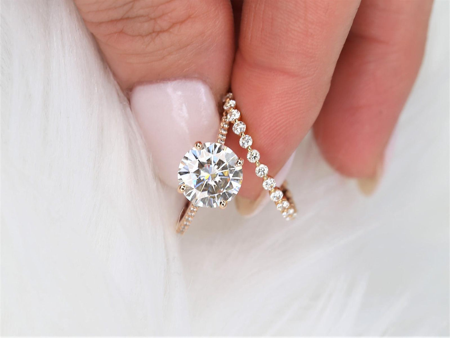 2.7 CT Round Cut Pave Moissanite Bridal Ring Set