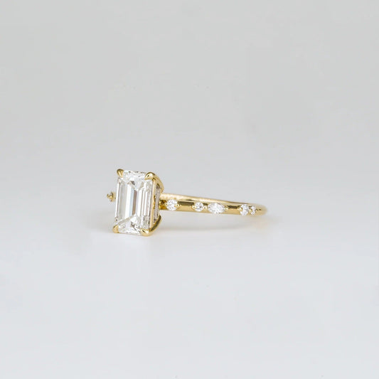 1.01 CT Emerald Shaped Dainty Moissanite Engagement Ring
