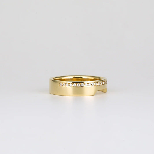 0.05 TCW Round Shaped Channel Setting Moissanite Wedding Band