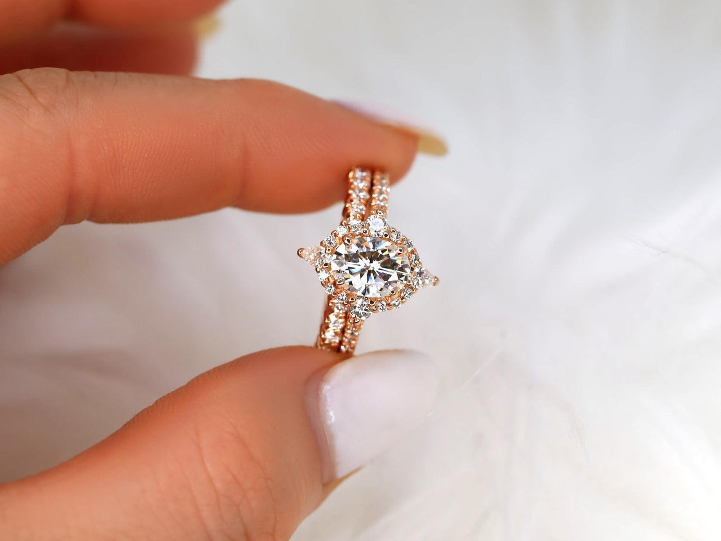 1.5 CT Oval Cut Halo & Pave Moissanite Bridal Ring Set
