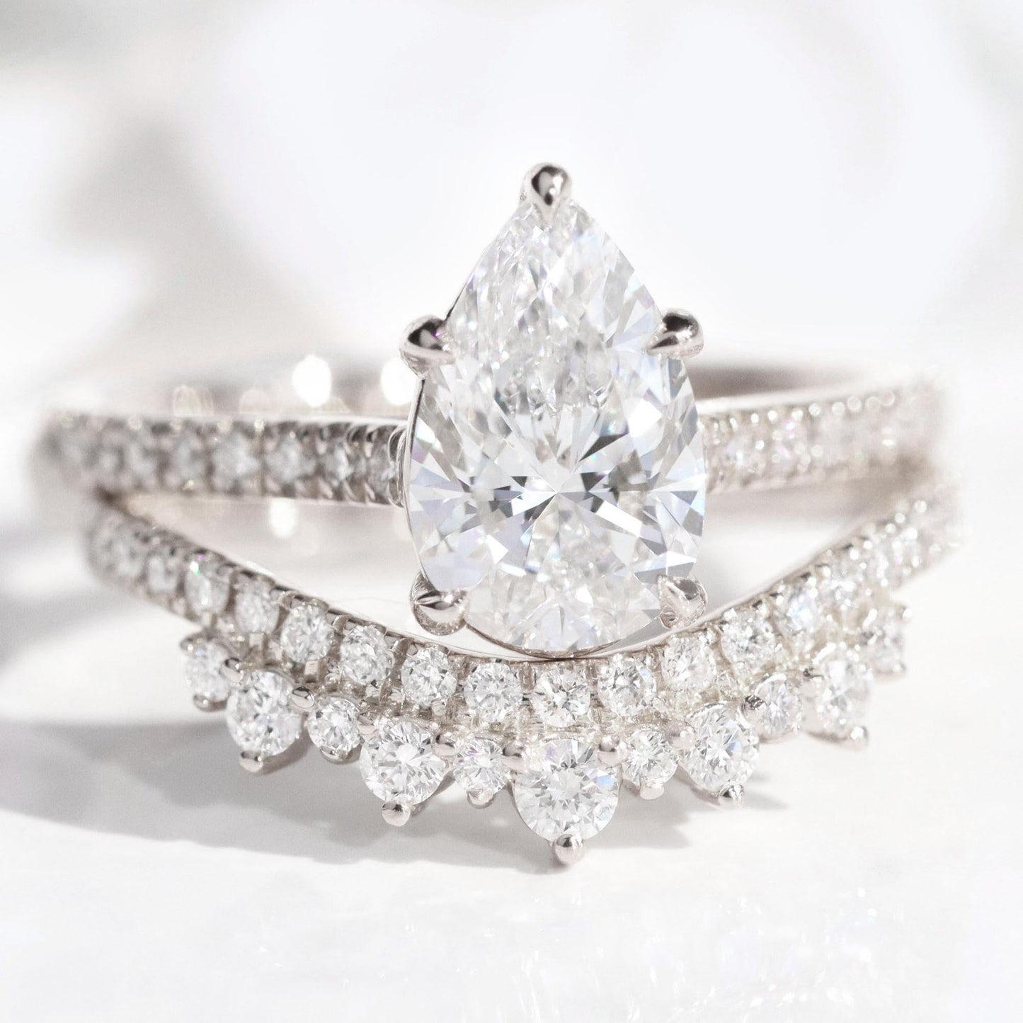 1.5 CT Pear Cut Curved Vintage Pave Moissanite Bridal Ring Set