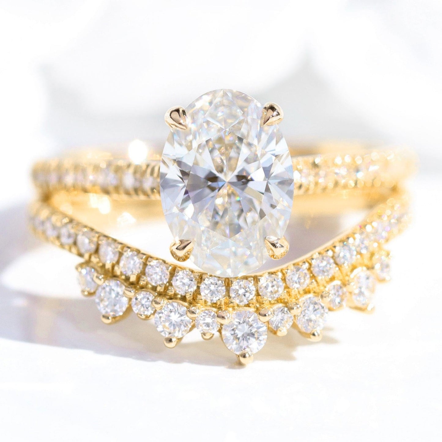 1.5 CT Oval Cut Curved Vintage Moissanite Bridal Ring Set
