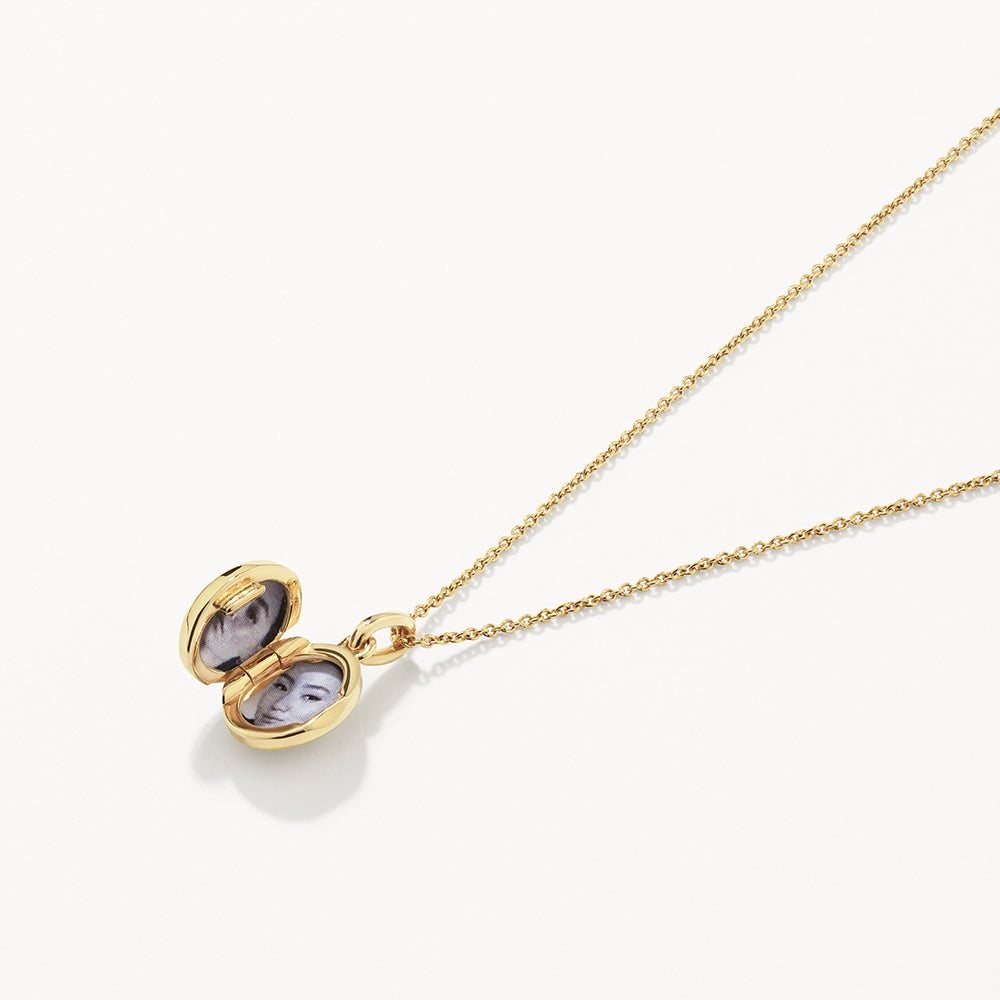 Engravable Oval Necklace