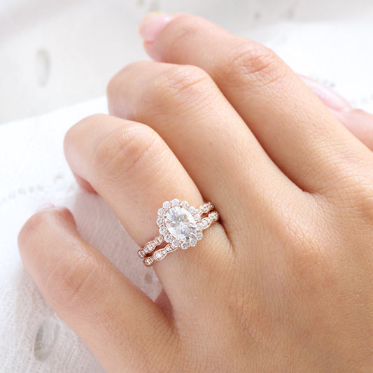 1.5 CT Oval Cut Vintage Style Moissanite Bridal Ring Set