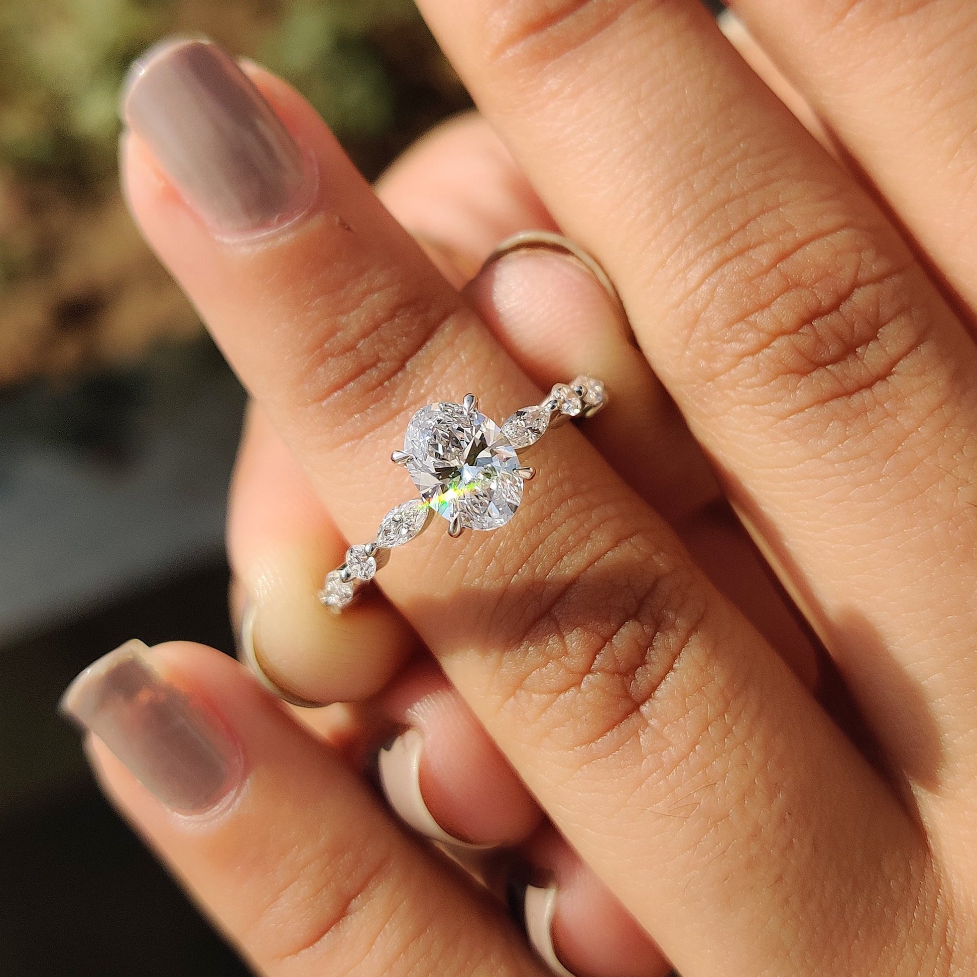 Oval Cut Engagement Ring In White Gold