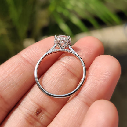 Round Cut Diamond Ring With Cathedral Setting