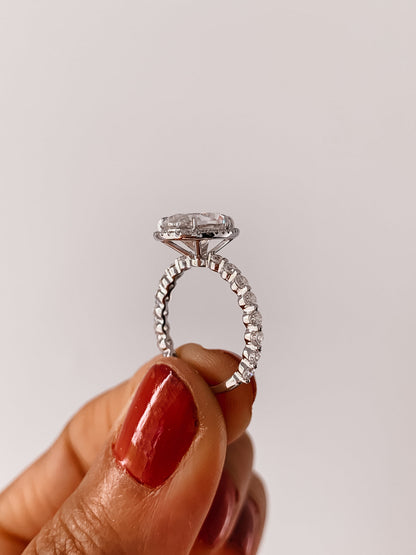 1.93 CT Pear Cut Halo Moissanite Engagement Ring With Pave Setting