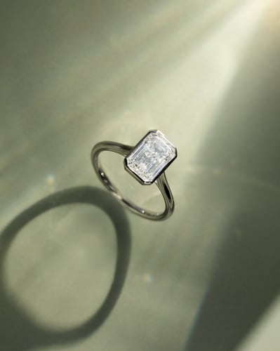 2.0 CT Emerald Cathedral & Bezel Moissanite Engagement Ring