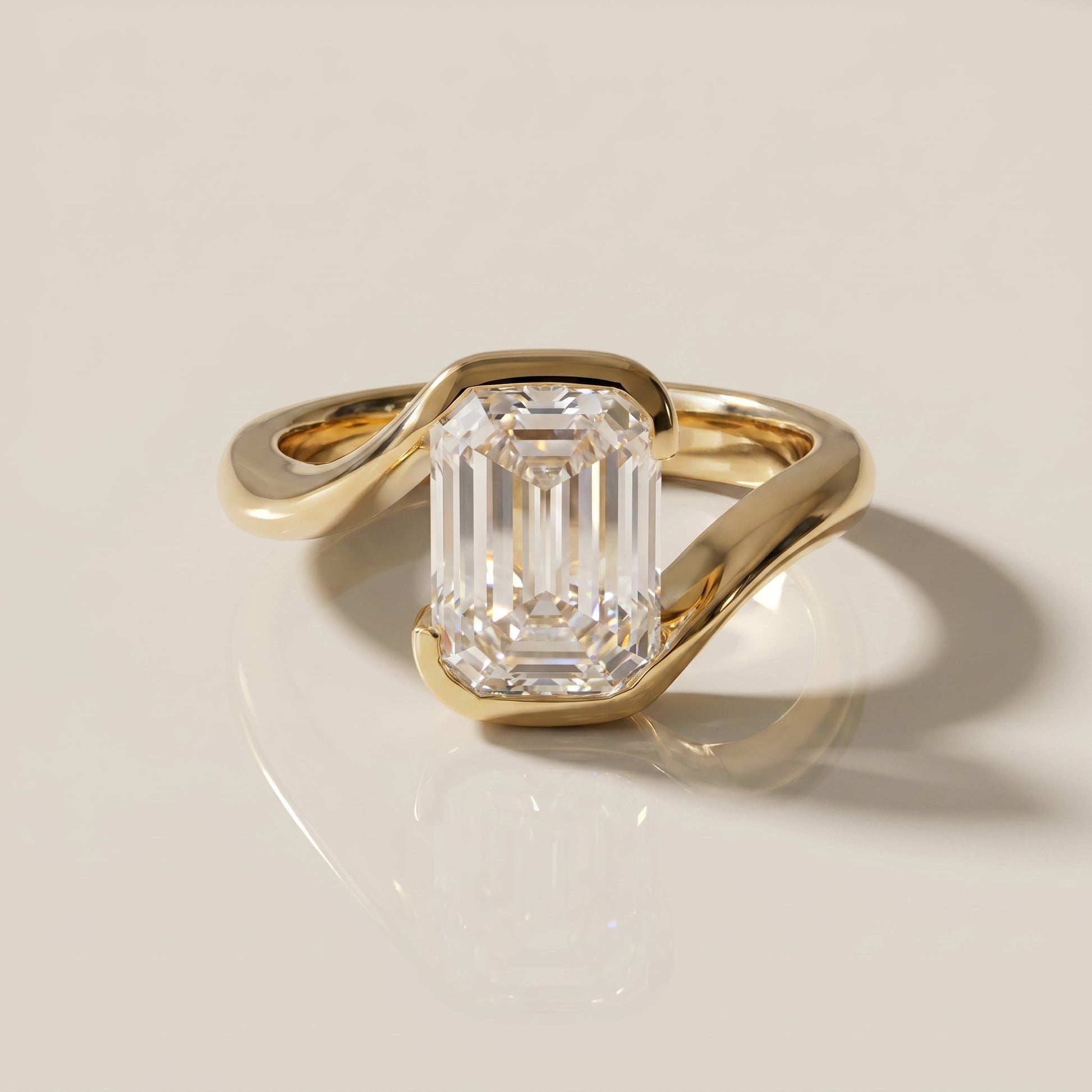 Oval Solitaire Engagement Ring – 2 CT Moissanite Diamond