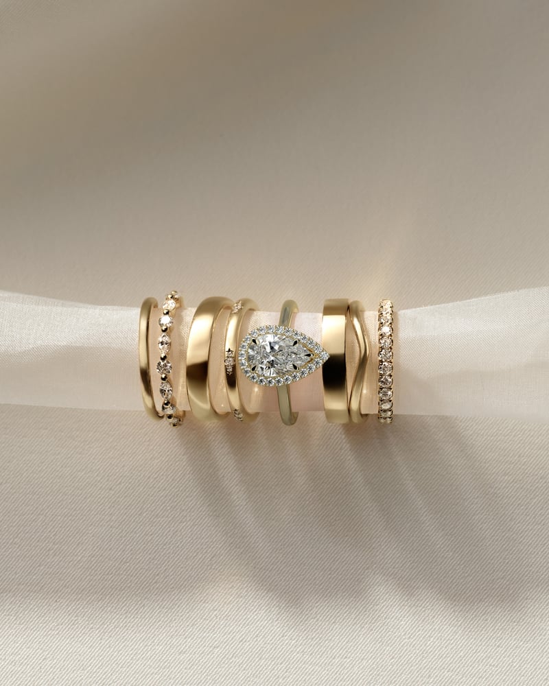 2 CT Pear Cut Halo Moissanite Diamond Engagement Ring