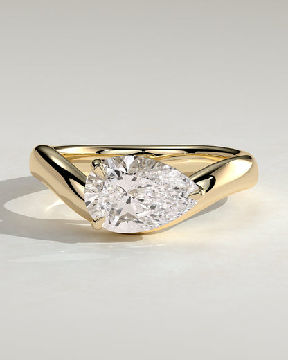 2.0 CT Pear Curved & Solitaire Moissanite Engagement Ring